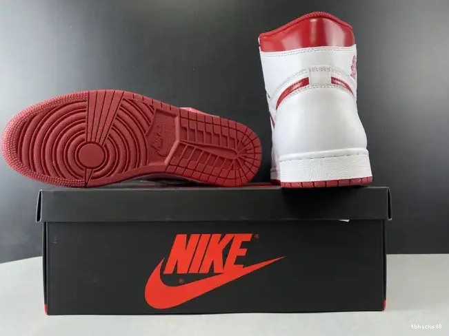 Cheap TBkick 555088-103 Metallic 1 Air Jordan (2017) Retro Red 0603
